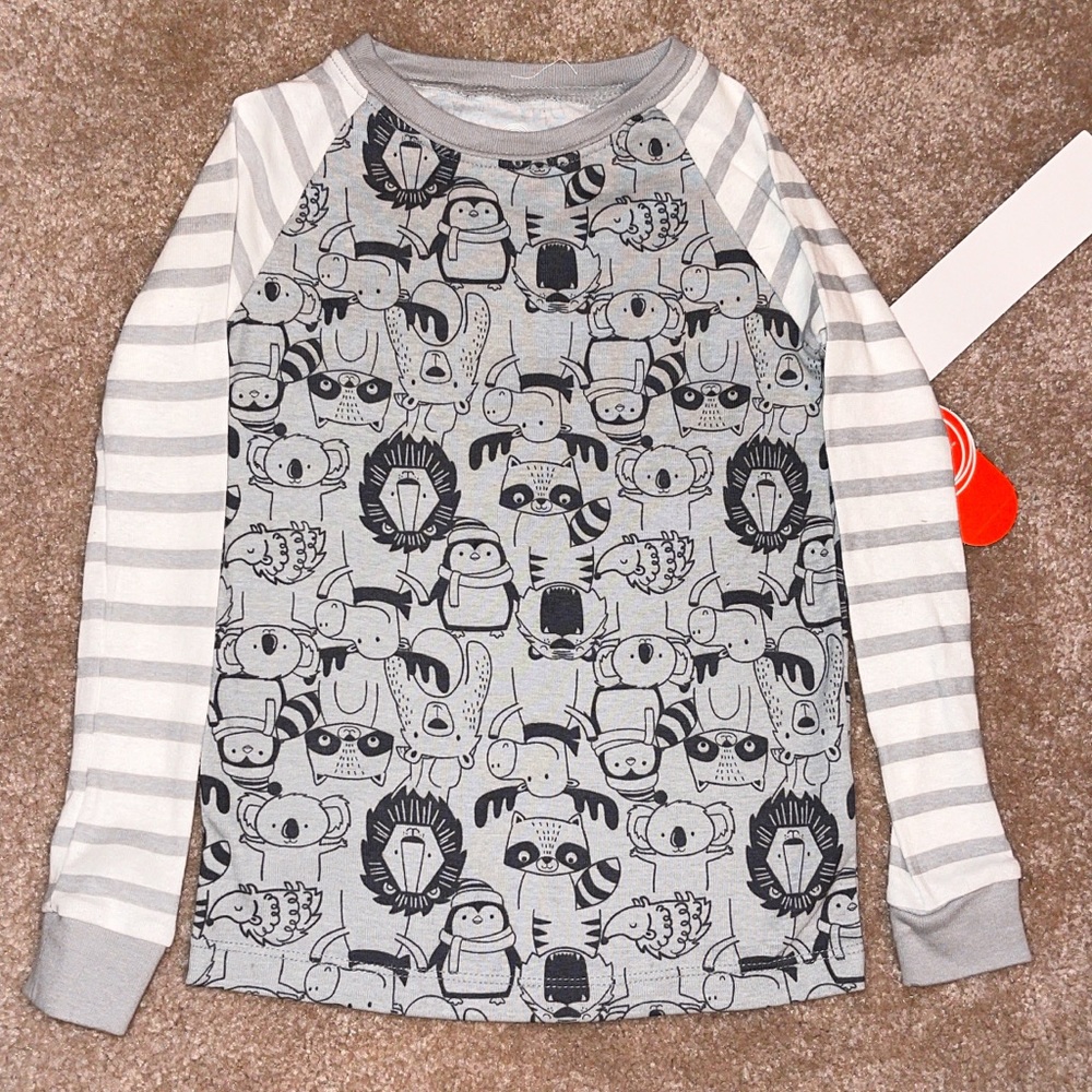 Wonder nation 5t fitted long sleeve pajama top. New